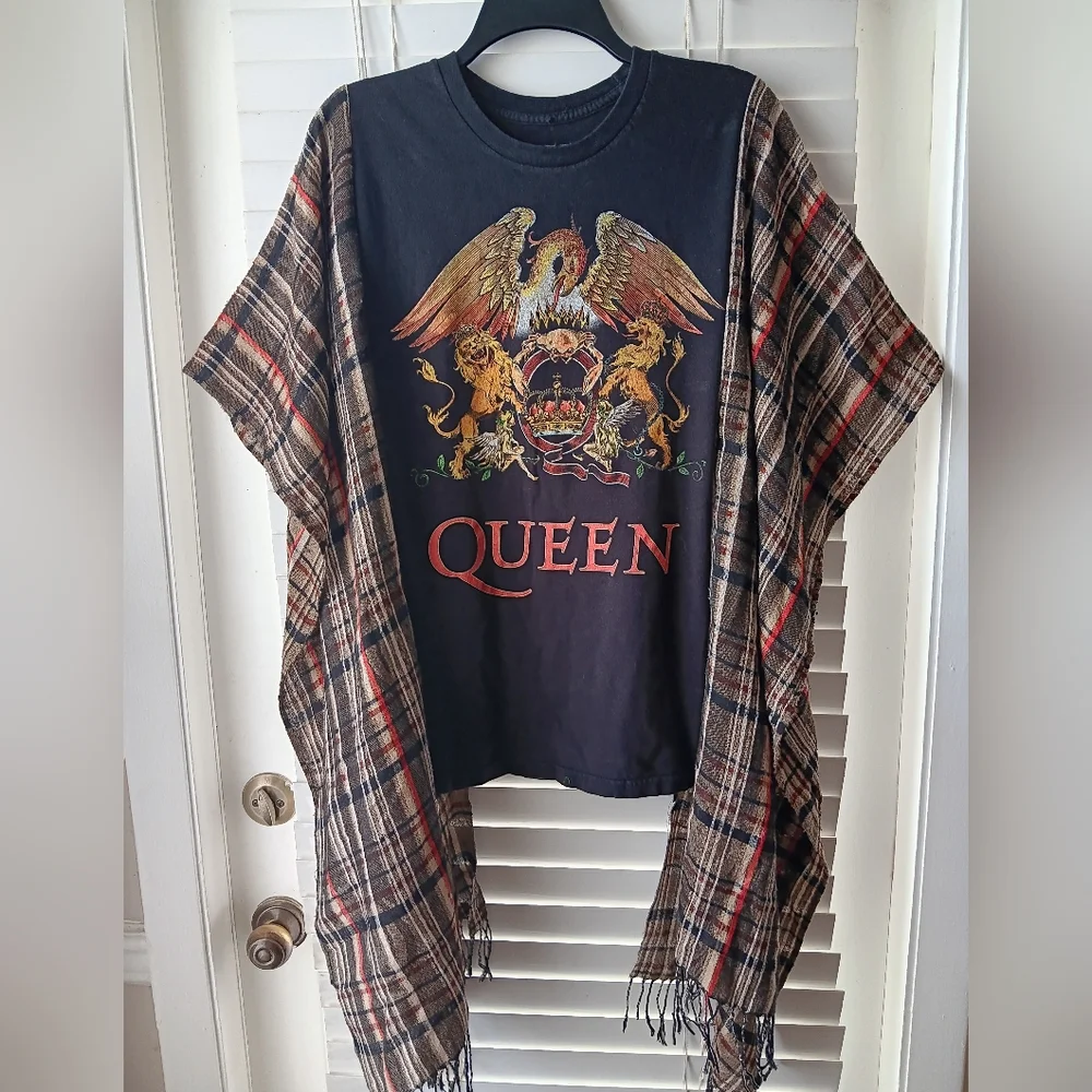 SOLD!!!Upcycled Queen Band Graphic Tee Poncho - Picture 1 of 4